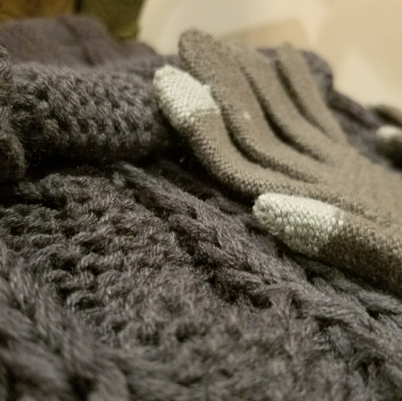 NWT Warm Knitted Scarf, Beanie Hat, and Glove Set - Picture 7 of 7